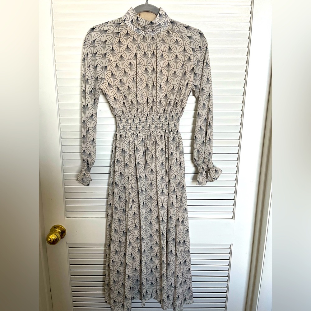 NWT Bohome long sleeved midi dress